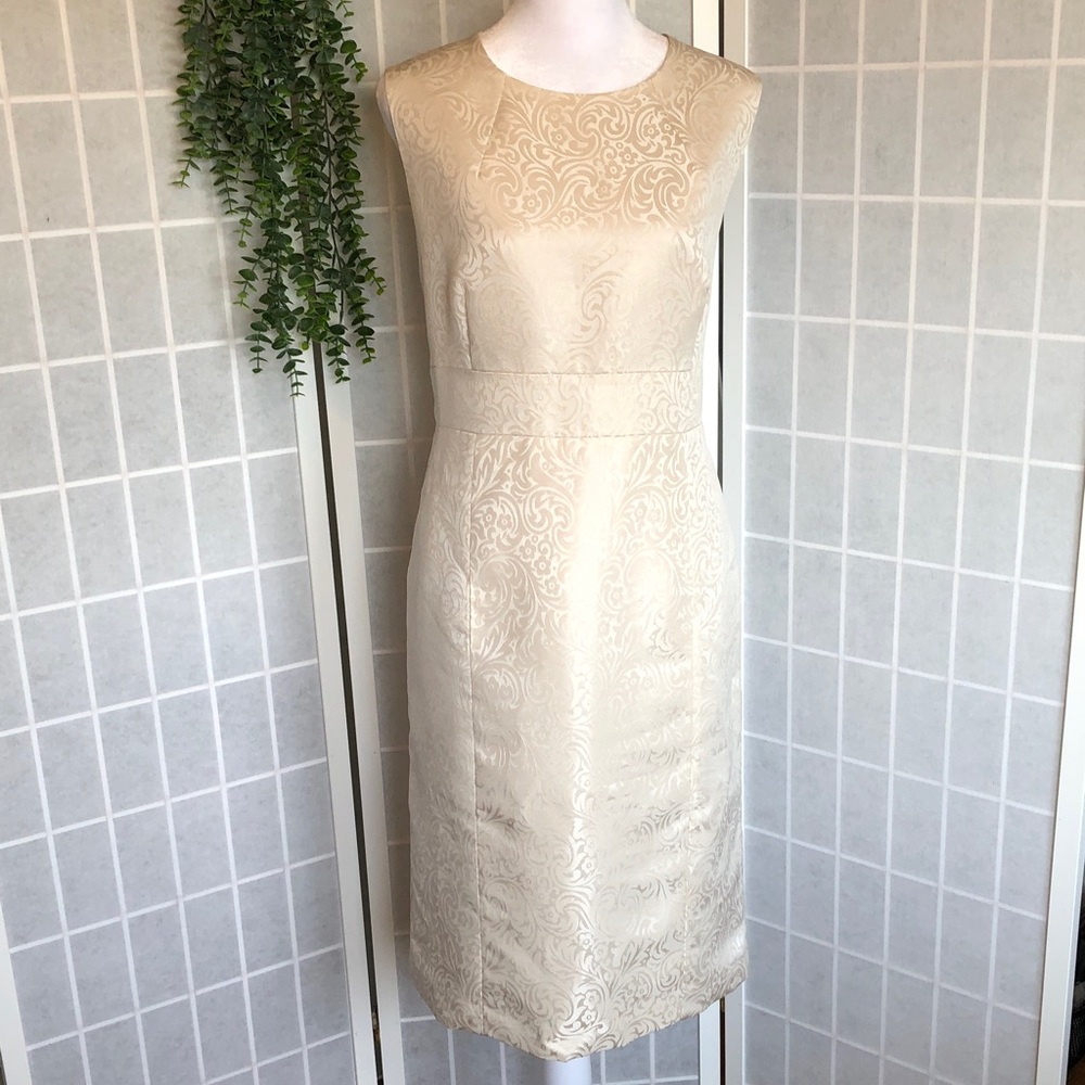Evan Picone Black Label Stunning Sleeveless Ivory Brocade Sheath Dress, 12.